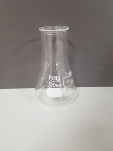 Thumbnail image of 14x Pyrex Lab Glassware Flat Bottomed Measuring Flasks, Boiling Flask, Duran Lab