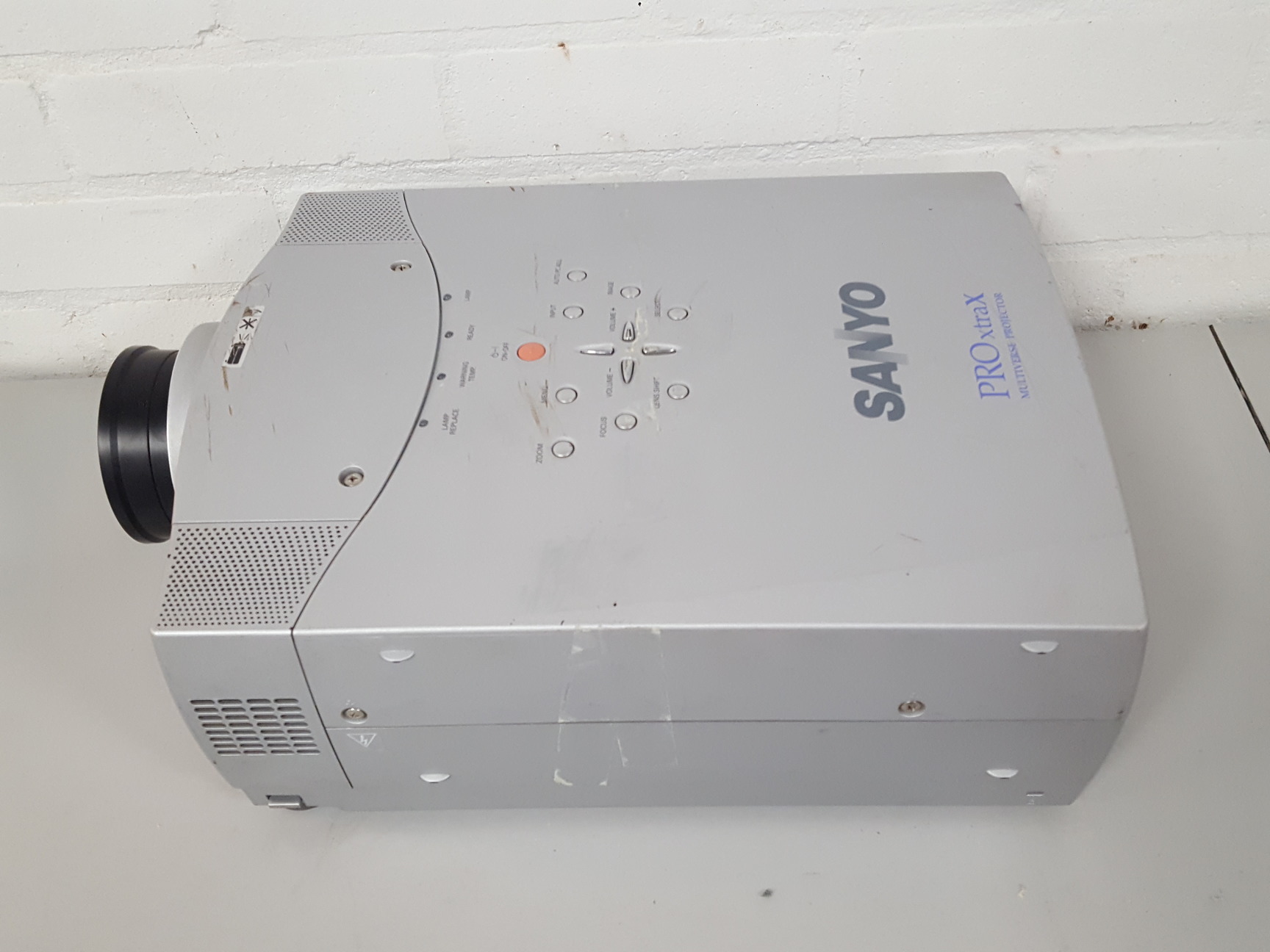 videoprojecteur sanyo pro xtrax multiverse projector videoprojecteur sanyo pro xtrax multiverse projector