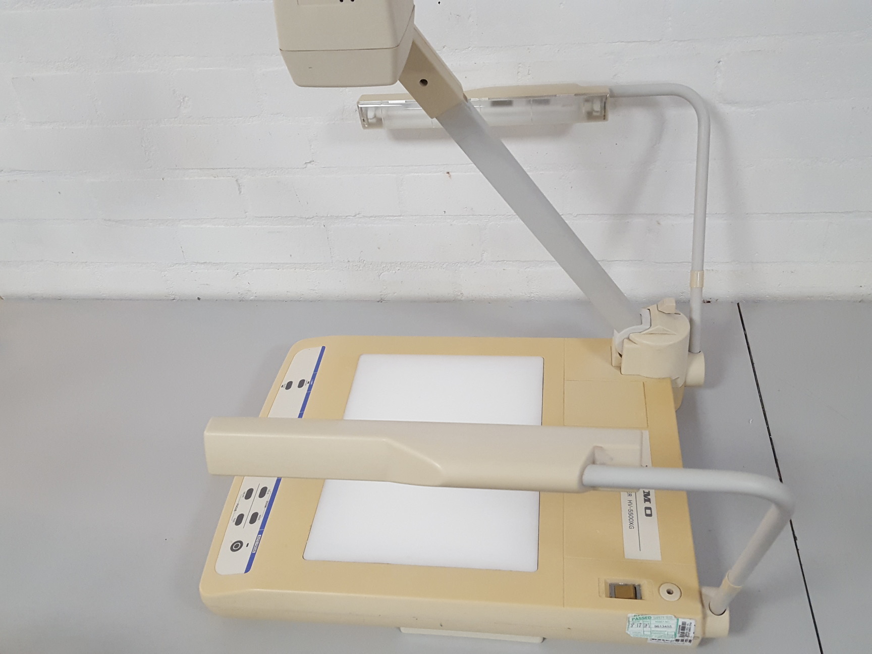 Image of Elmo HV-5500XG Visual Presenter Overhead Document Projector