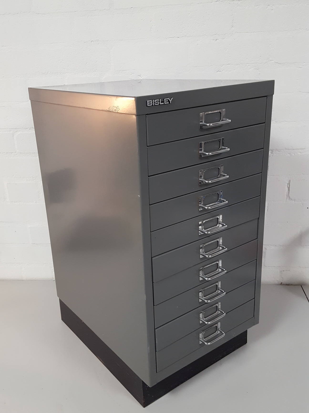Image of Bisley 10 Drawer Office Filing Cabinet Workshop Small Parts Office Metal