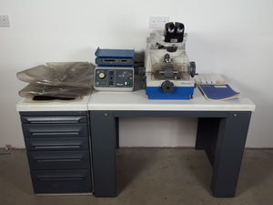 Thumbnail image of Reichert-Jung Ultracut E Microtome System + Table Lab