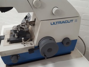 Thumbnail image of Reichert-Jung Ultracut E Microtome System + Table Lab