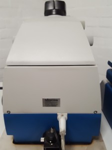 Thumbnail image of Reichert-Jung Ultracut E Microtome System + Table Lab