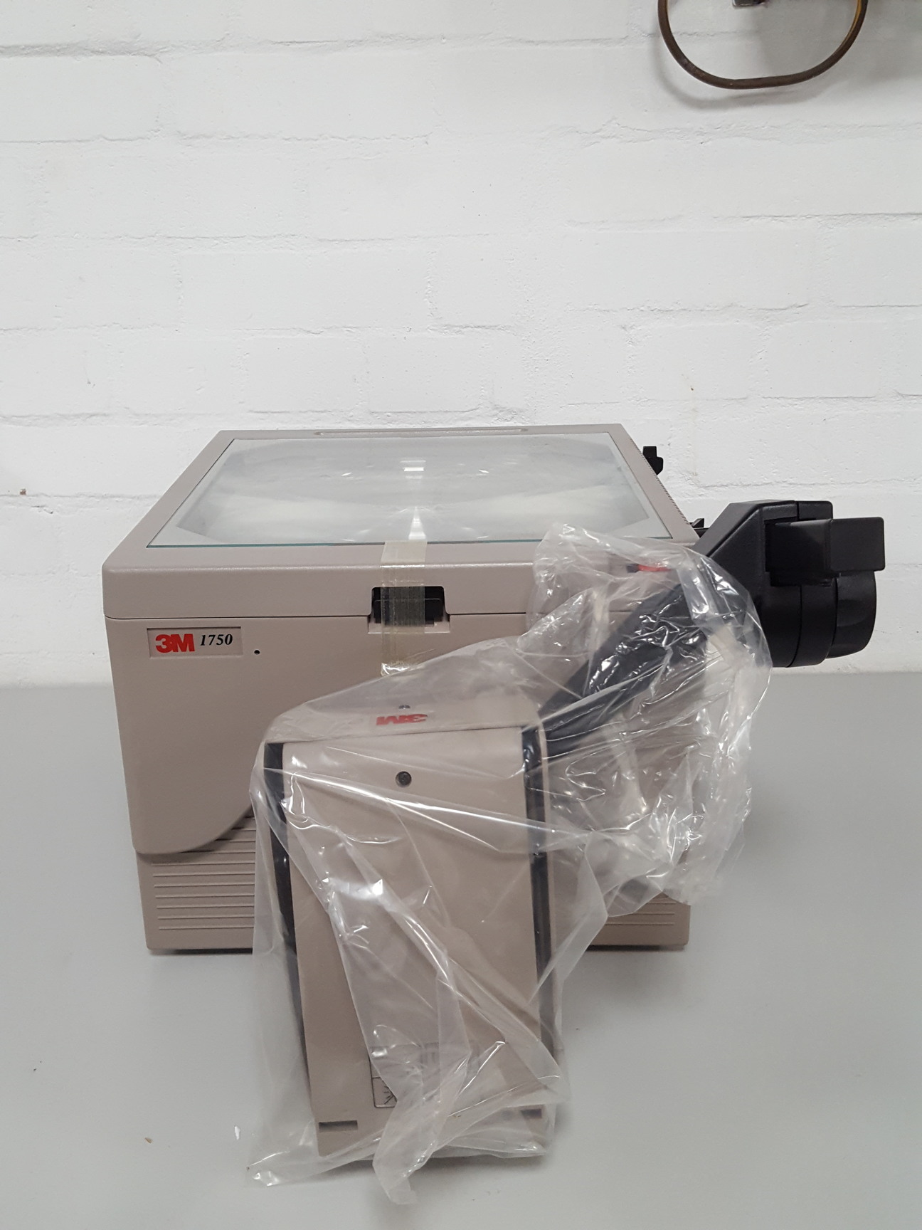 Image of 3M Model 1750 Acetate OHP Overhead Projector