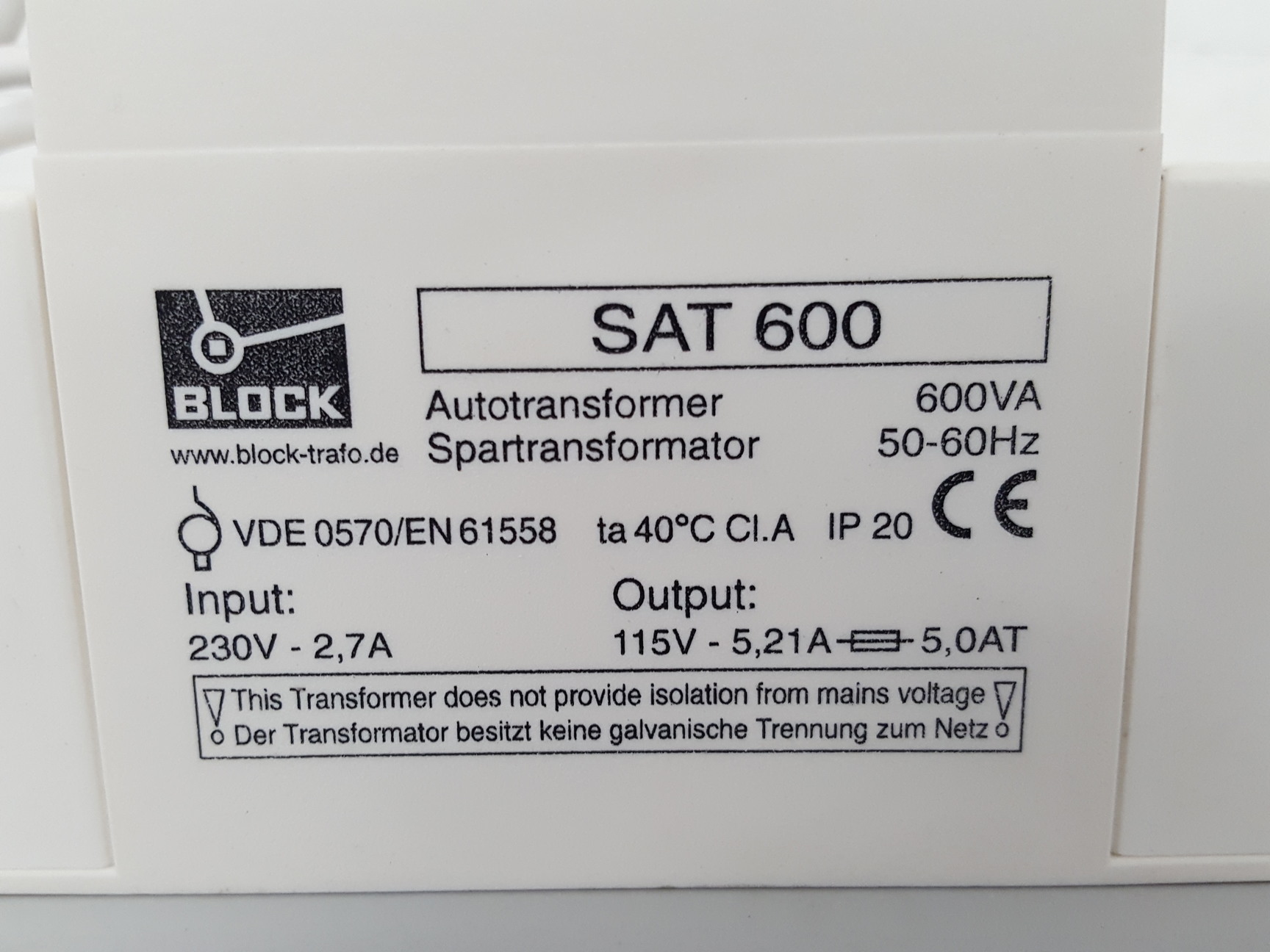 Image of Block Type SAT 600 600VA Autotransformer 230 to 115V / 110V