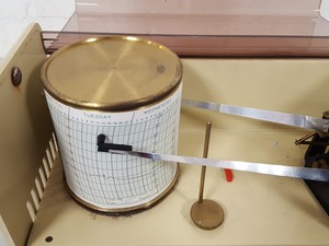 Thumbnail image of Casella T6650/C/Quartz Scientific Thermohygrograph Lab Upcycle 