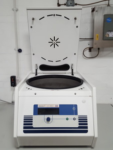 Thumbnail image of Sigma 4-15C Qiagen Benchtop Centrifuge Lab