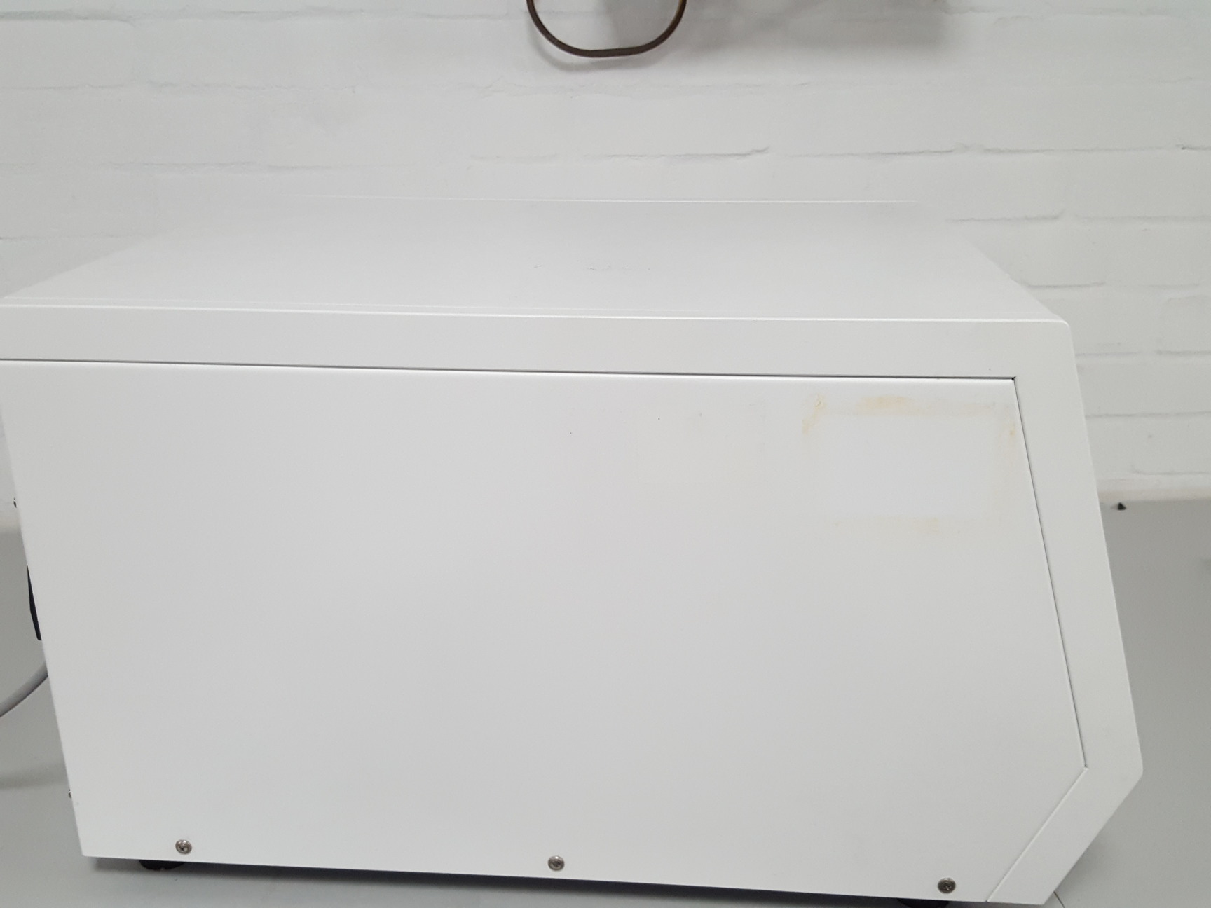 Image of Sigma 4-15C Qiagen Benchtop Centrifuge Lab