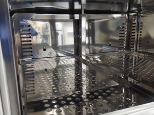Thumbnail image of Kendro Heraeus Cytoperm 2 CO2 Incubator Lab