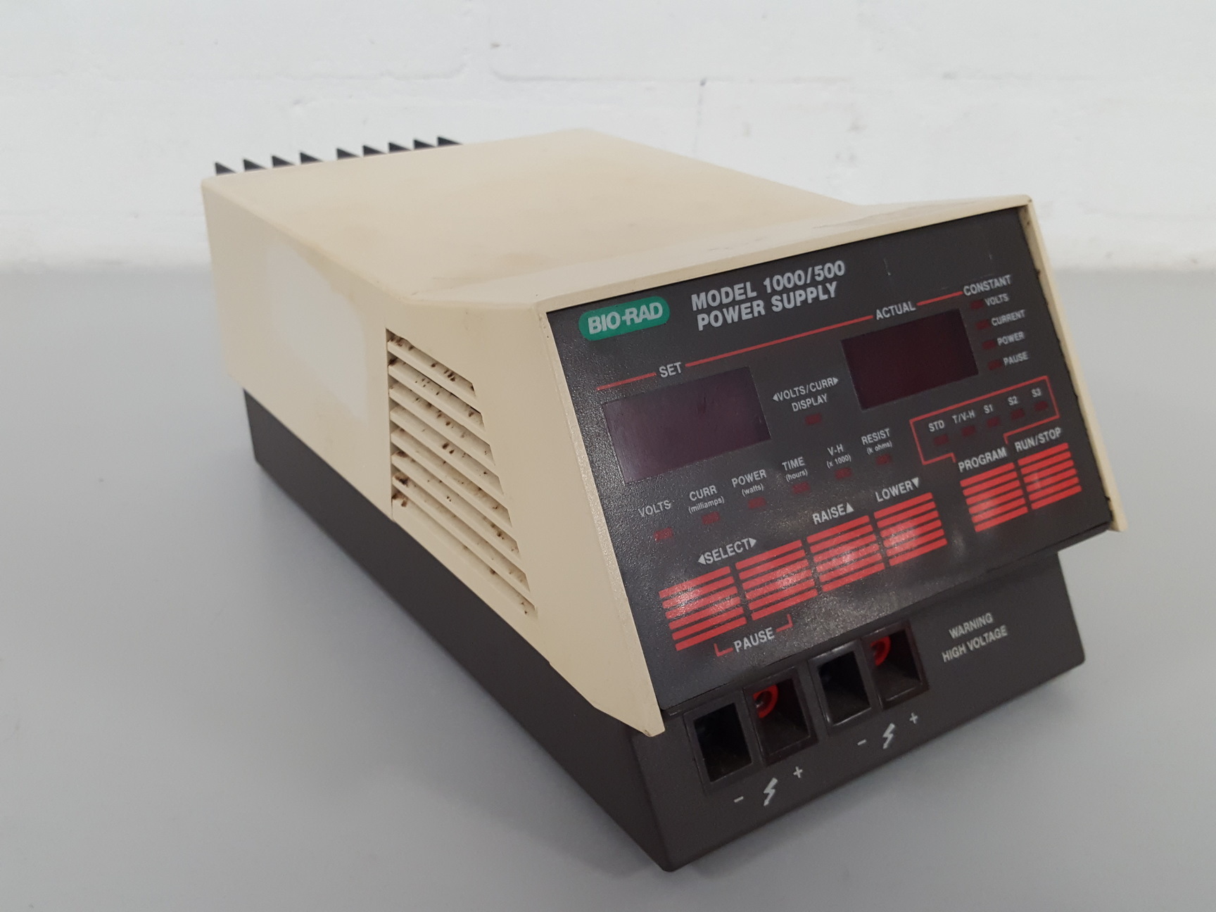 Image of Bio-Rad Model 1000/500 Electrophoresis Power Supply Lab
