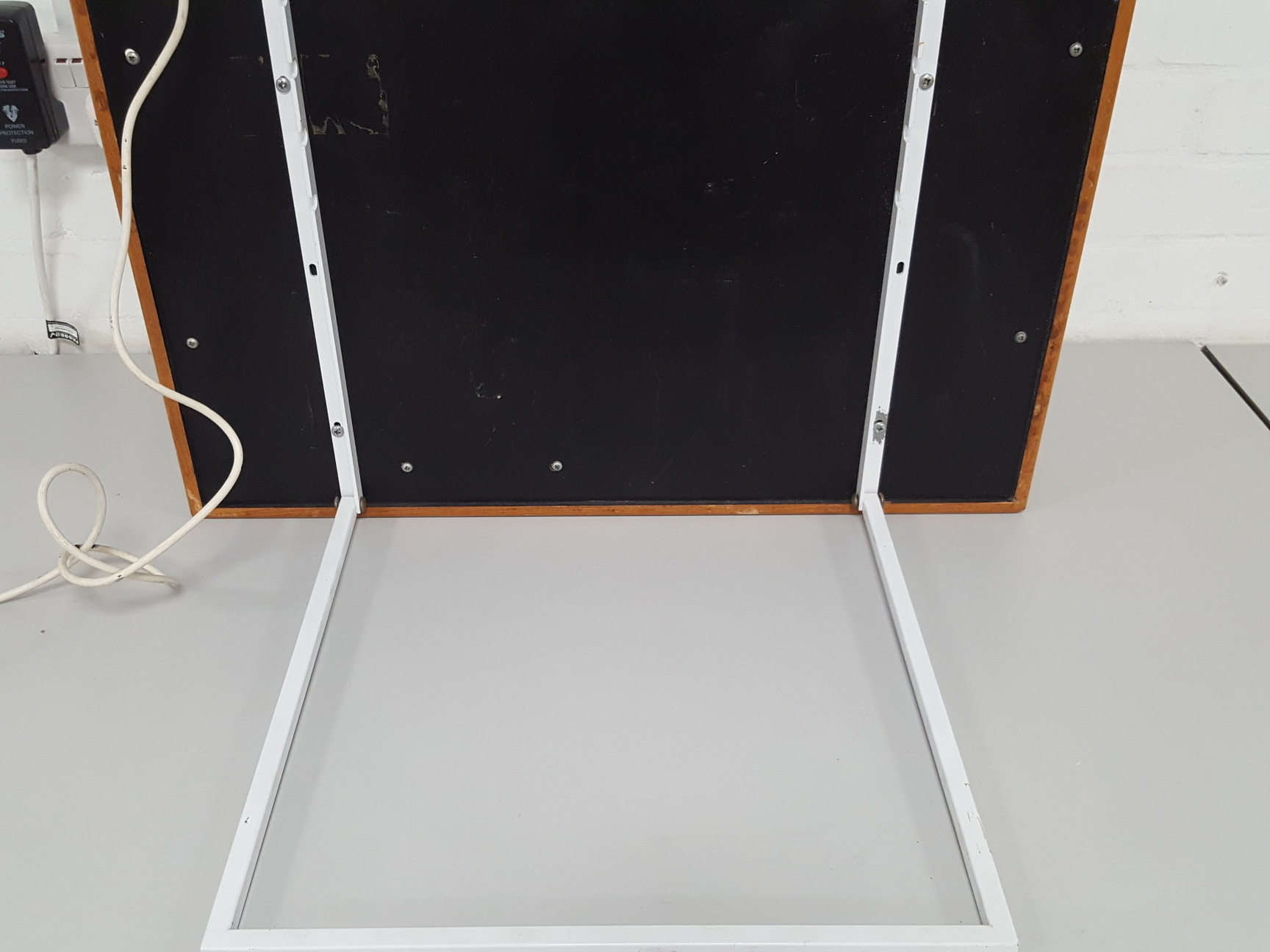 Image of RS Components Artwork LightBox 2418 X-Ray Viewing Negatives No 559-92 Lab