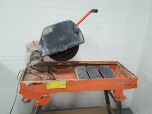 Thumbnail image of Husqvarna TS350 E Electric Masonry Saw (Damaged Blade)