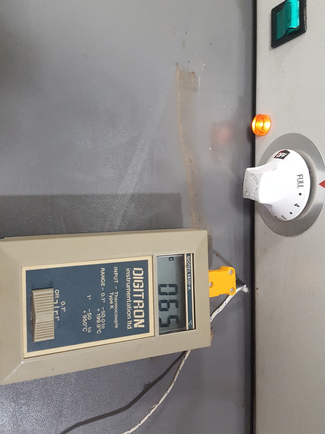 Image of Philip Harris Ltd Benchtop Laboratory Drying Cabinet Model D226L Lab