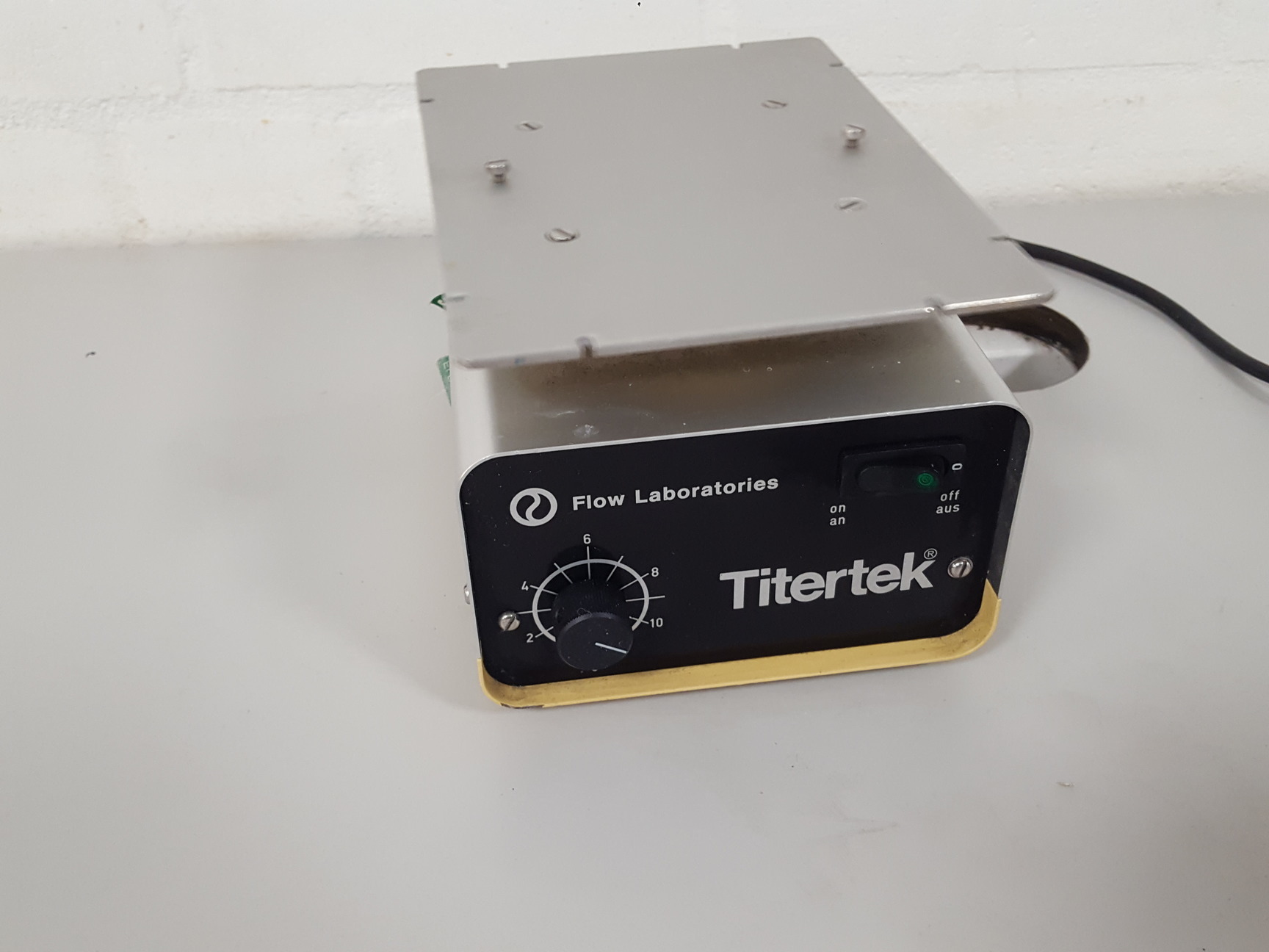 Купить Шейкеры Flow Laboratories DSG Titertek MicroPlate Platform