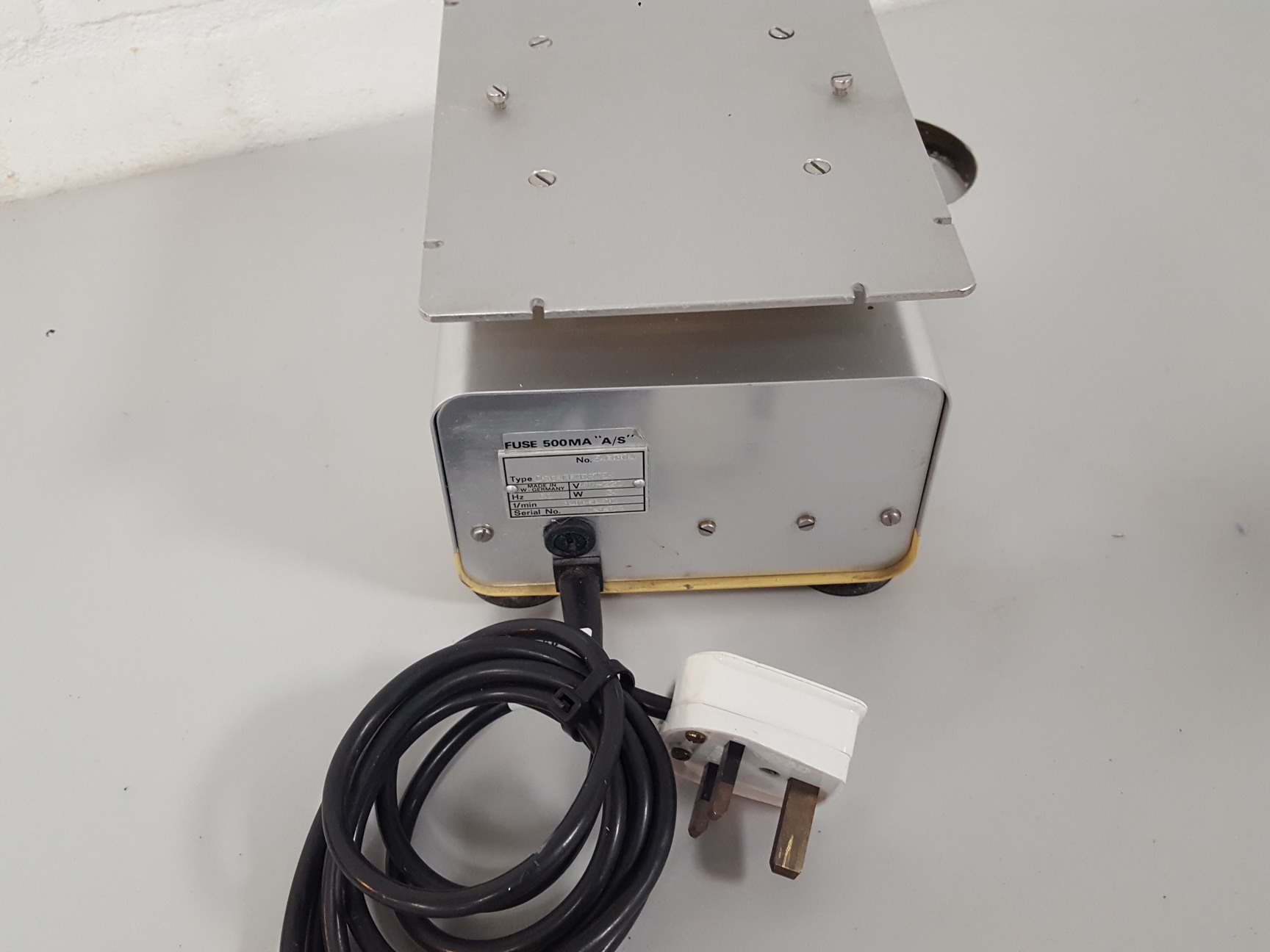 Flow Laboratories DSG Titertek MicroPlate Platform Orbital Shaker Lab