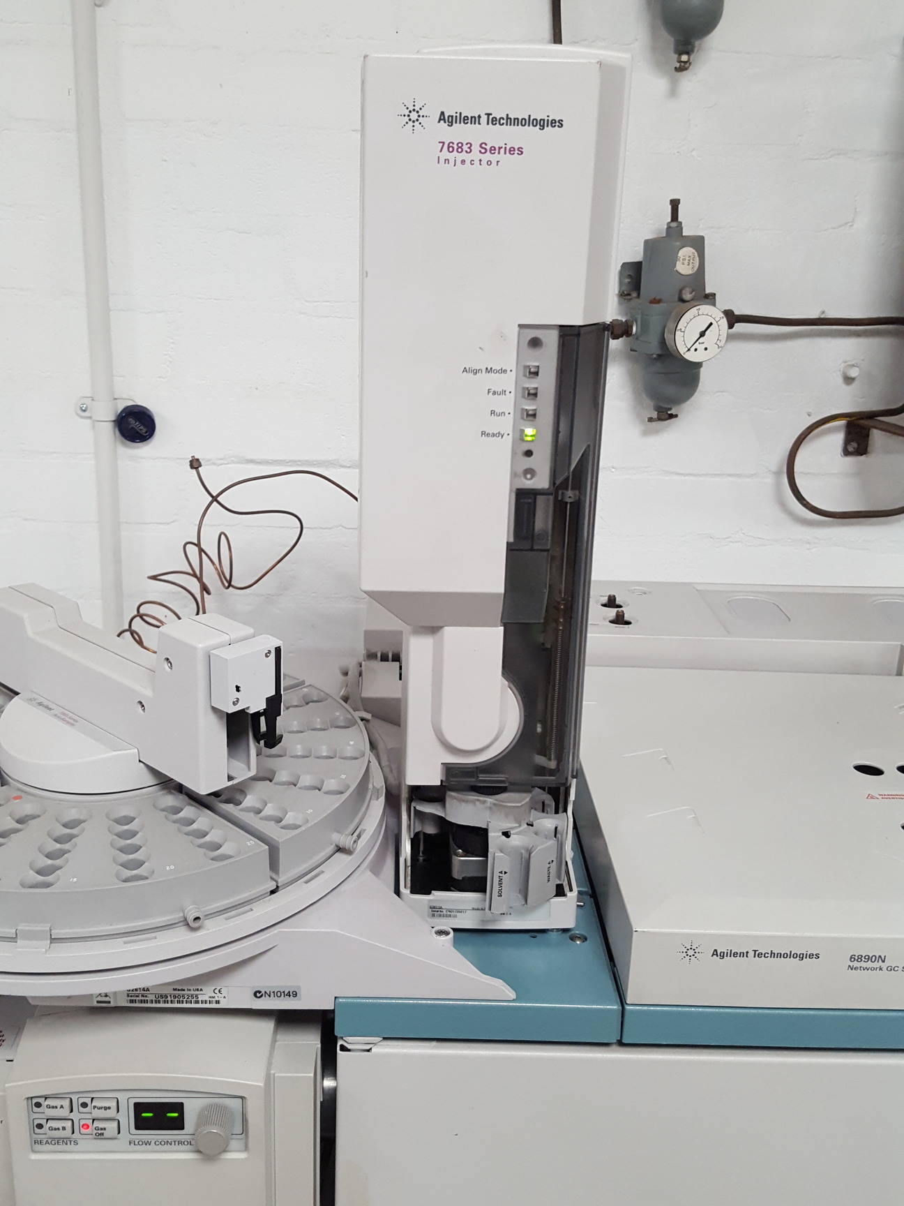 Image of Agilent 6890GC + 7683 Autosampler, & 5973 MSD + 59864B Gauge Controller Lab