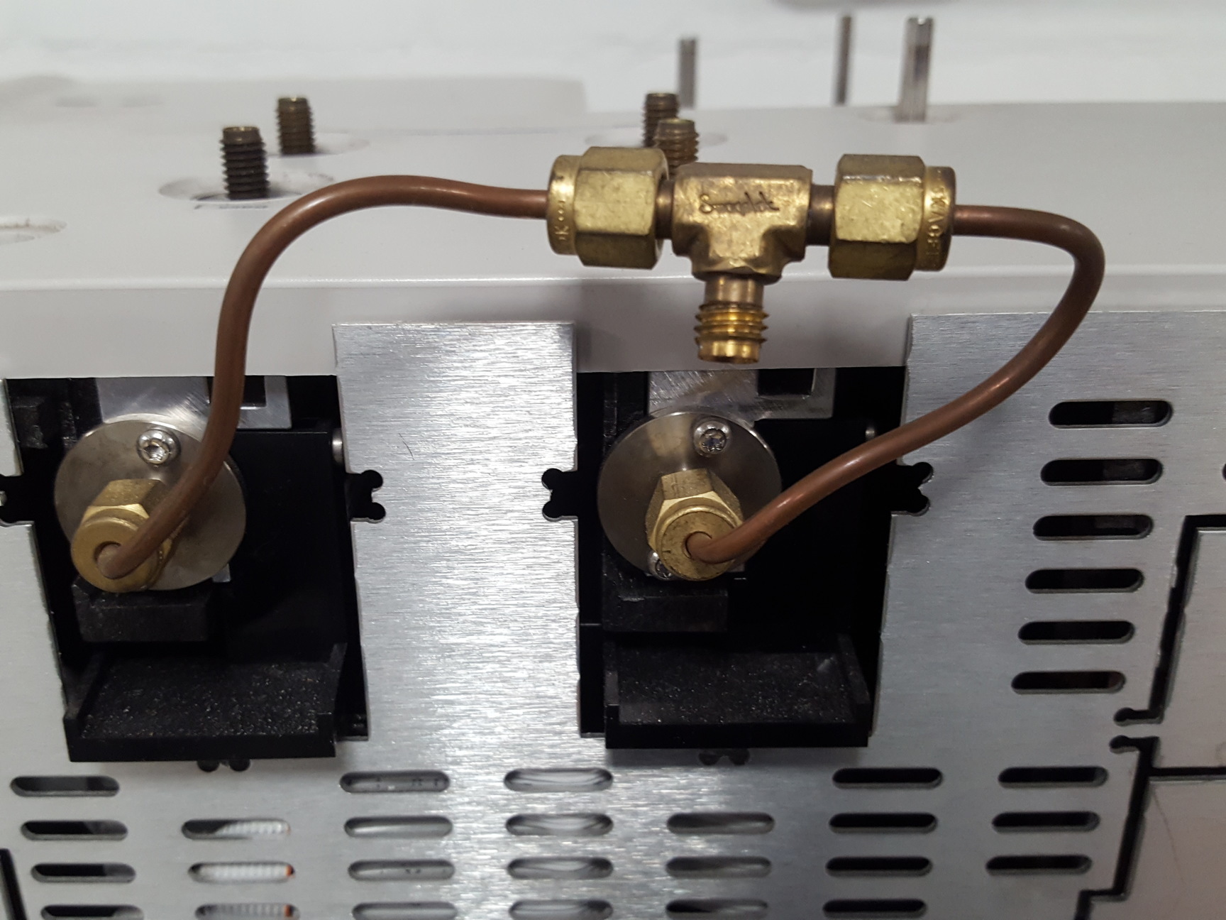 Image of Agilent 6890GC + 7683 Autosampler, & 5973 MSD + 59864B Gauge Controller Lab