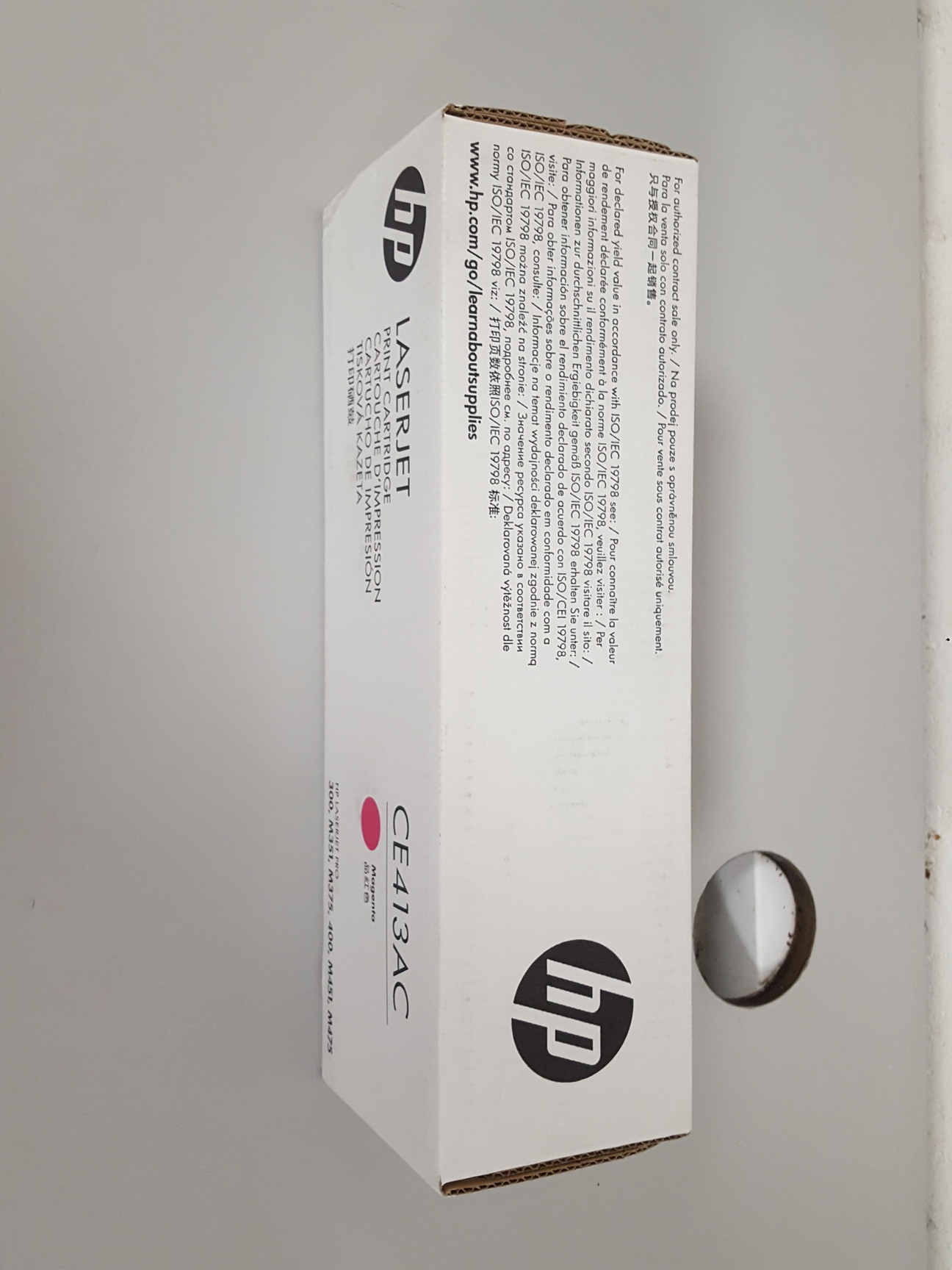 Image of HP CE413AC Magenta Toner Printer Laser Cartridge