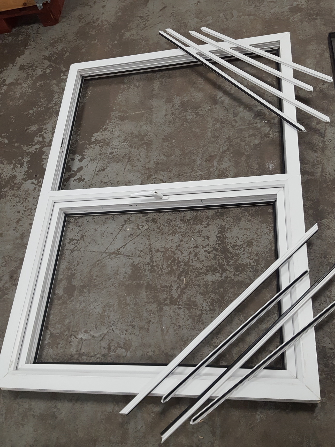 Image of 7x UPVC Windows & 1x UPVC Door With Glass