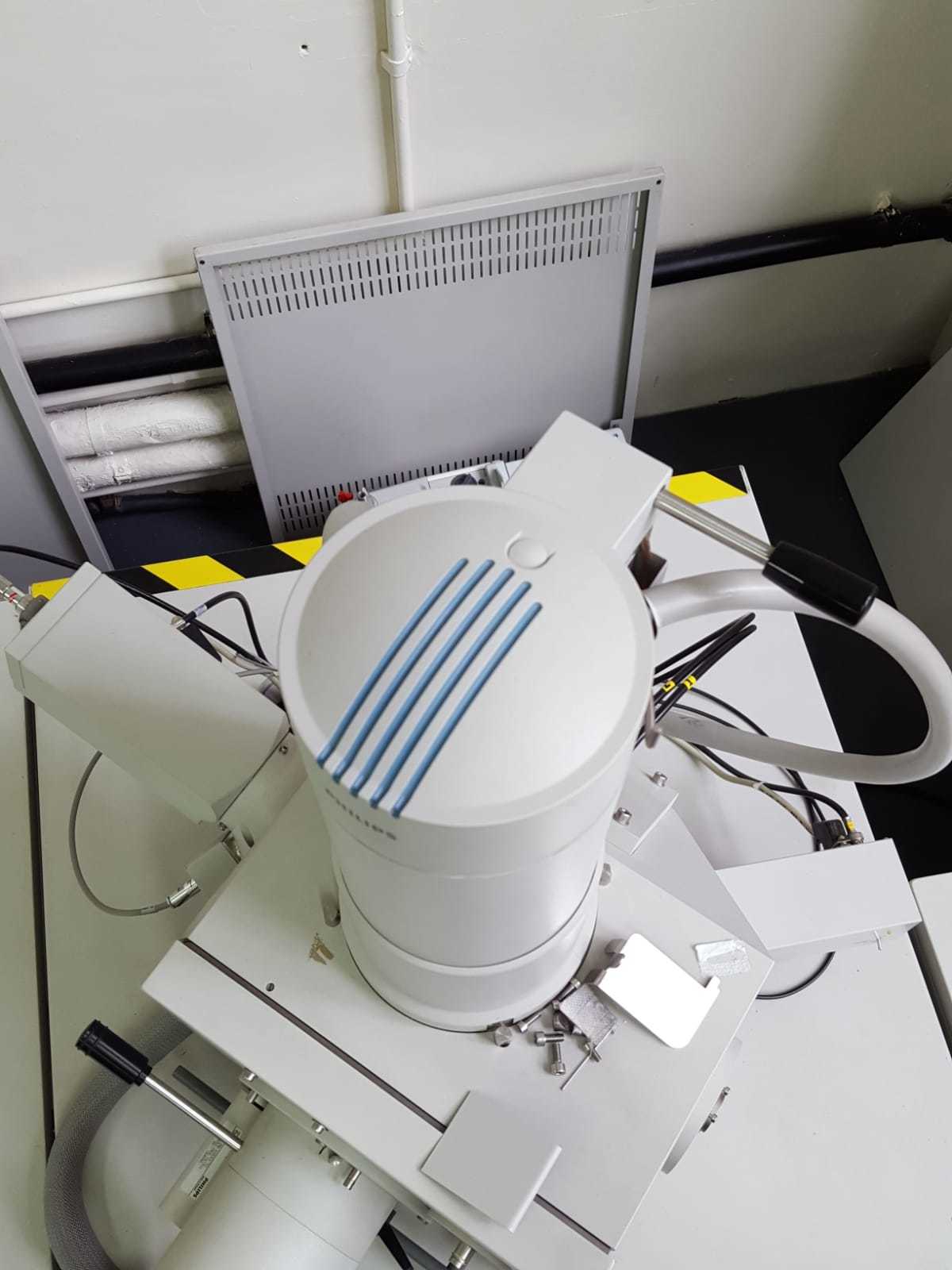 Image of Philips XL30 SEM System