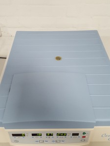 Thumbnail image of ThermoIEC Centra CL3R Benchtop Refrigerated Centrifuge, IEC 243 Bucket Rotor Lab