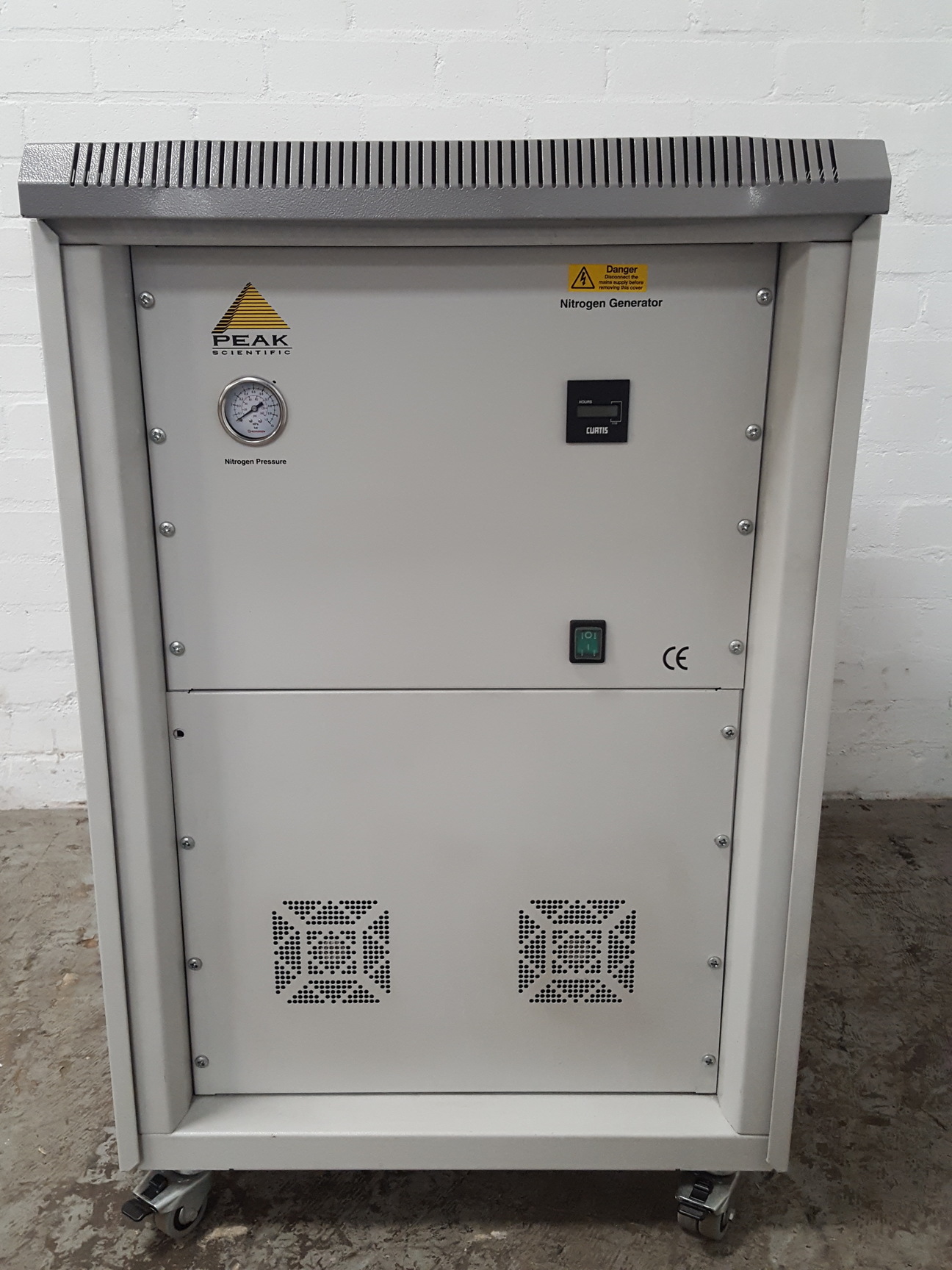 Image of Peak Scientific NM30LA MS Nitrogen Generator Lab
