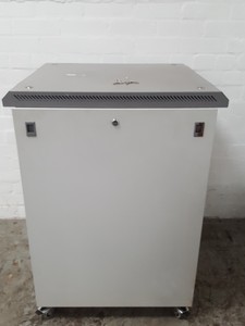 Thumbnail image of Peak Scientific NM30LA MS Nitrogen Generator Lab
