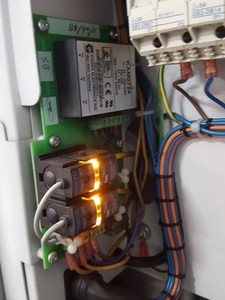 Thumbnail image of Peak Scientific NM30LA MS Nitrogen Generator Lab