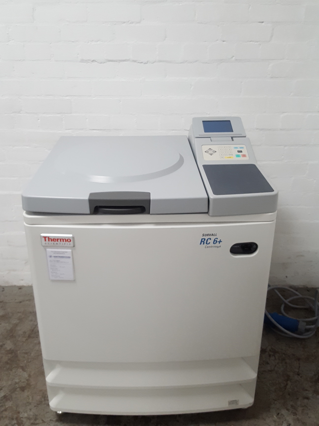 Image of Sorvall RC6 Plus Super Speed Refrigerated Centrifuge Lab 22000RPM
