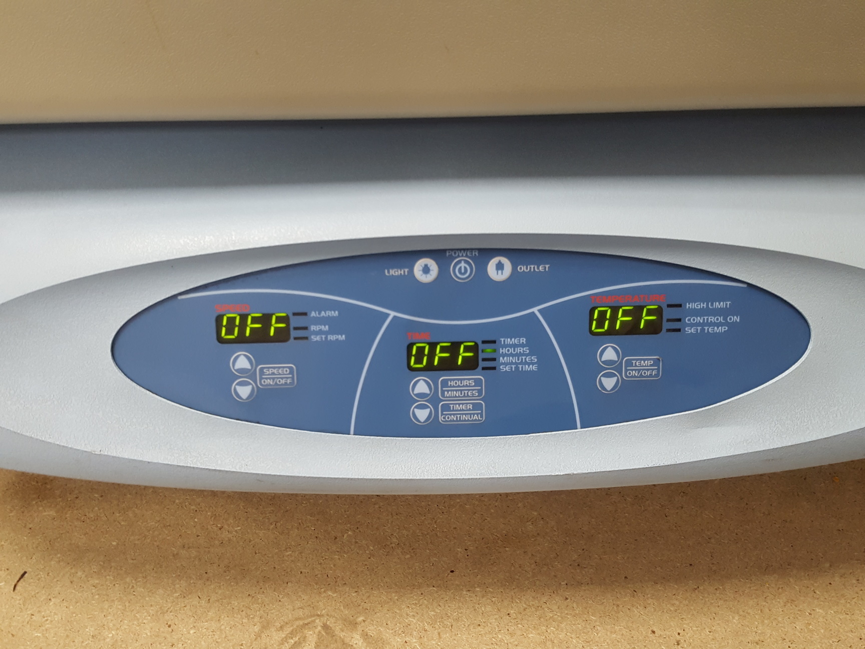 Thermo Scientific MaxQ 6000 Incubator / Shaker Lab