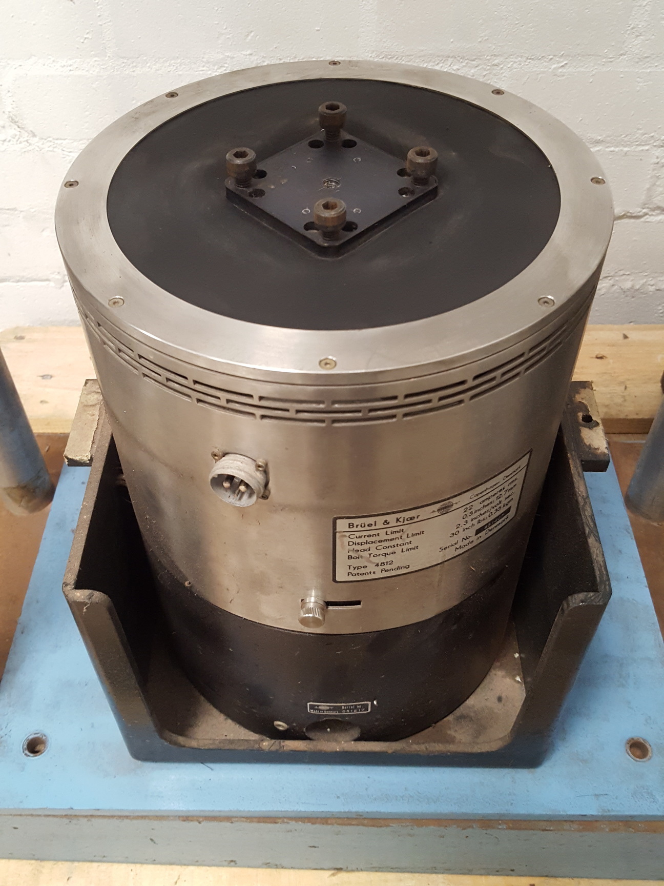 Image of Bruel & Kjaer 4812 & 4805 Permanent Magnet, 2707 Amplifier Vibration Exciter Lab