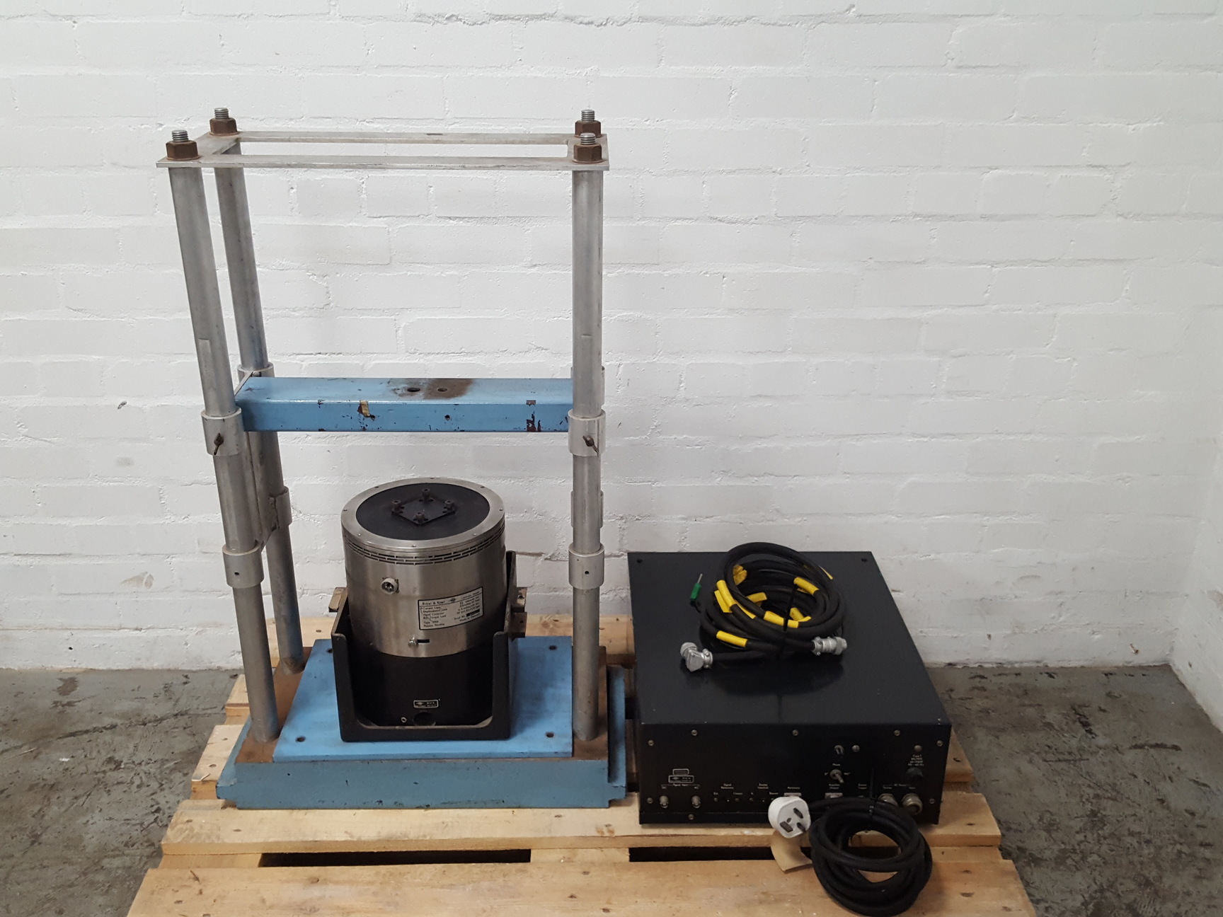 Image of Bruel & Kjaer 4812 & 4805 Permanent Magnet, 2707 Amplifier Vibration Exciter Lab