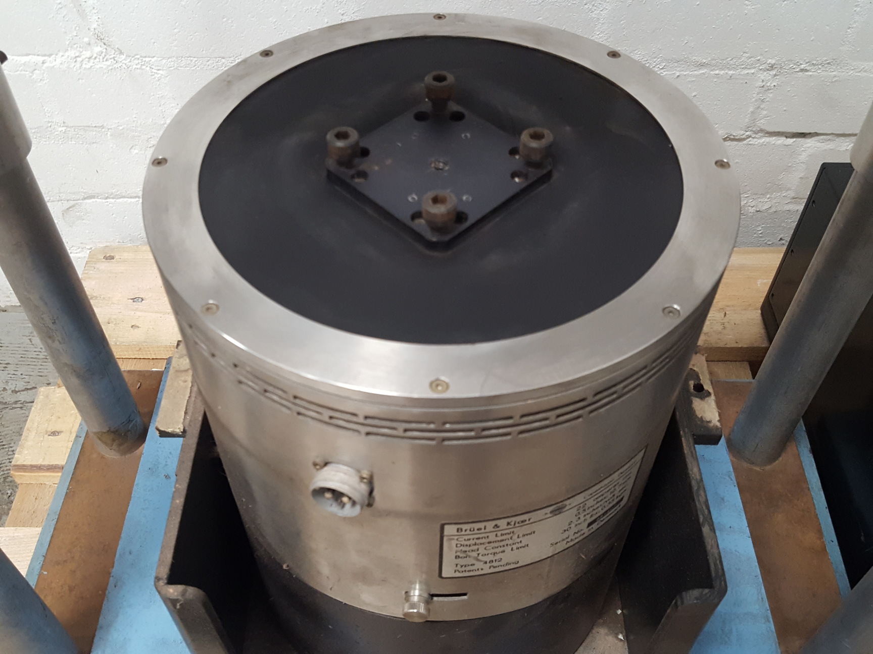 Image of Bruel & Kjaer 4812 & 4805 Permanent Magnet, 2707 Amplifier Vibration Exciter Lab