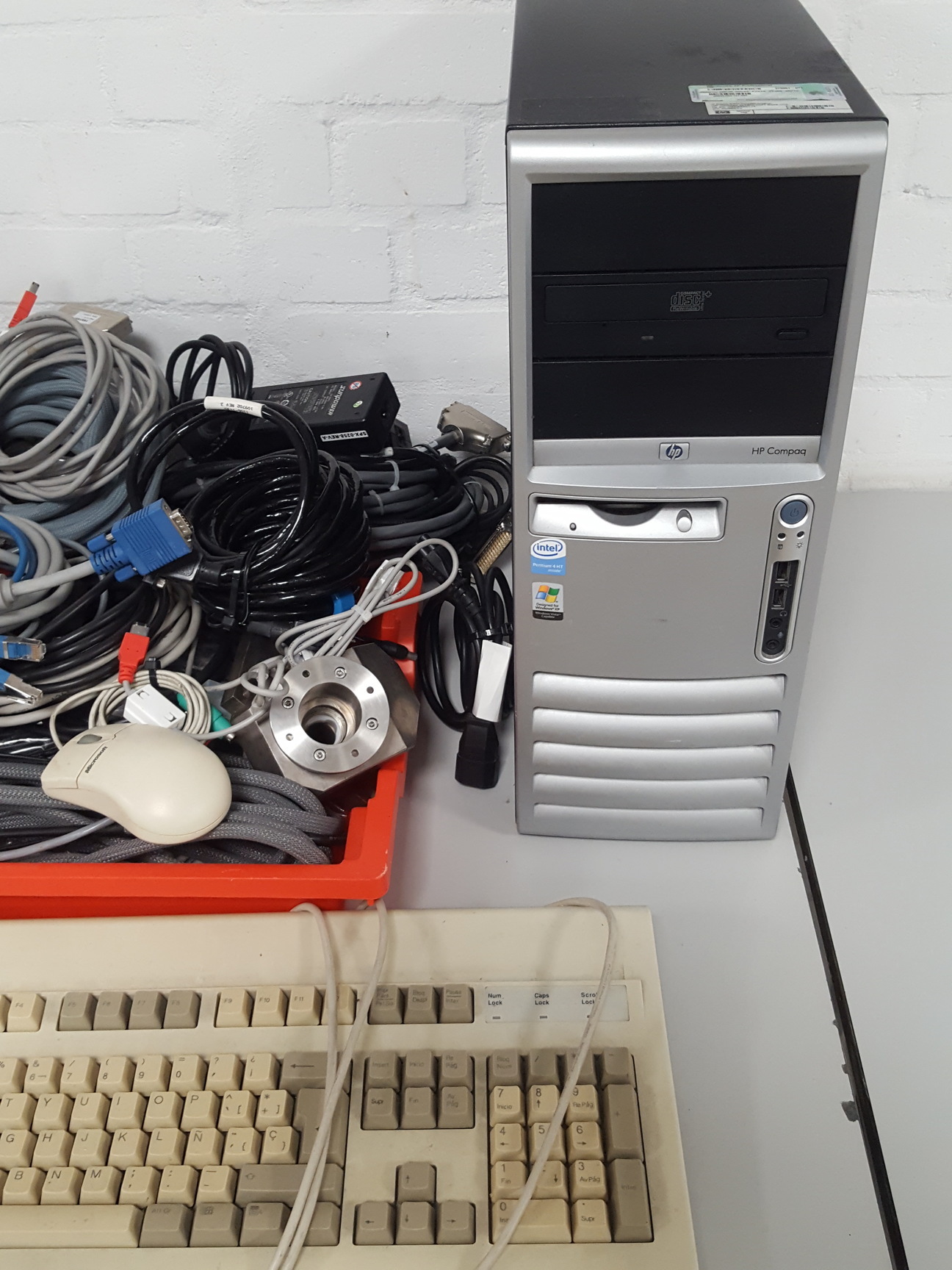 Image of Oxford Instruments EDX System Inca Wave WDS Detector & Spectrometer X-Stream Lab