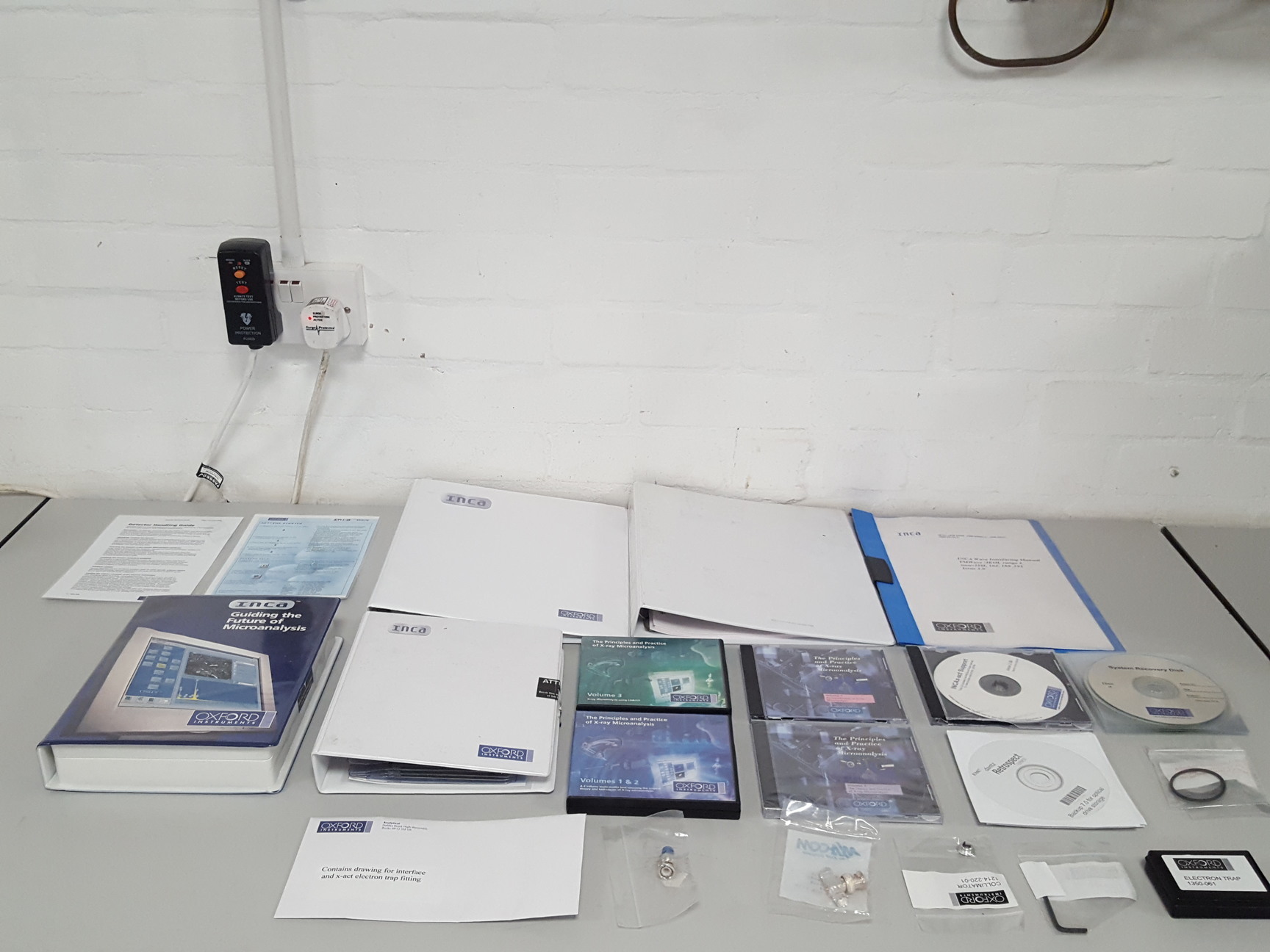 Image of Oxford Instruments EDX System Inca Wave WDS Detector & Spectrometer X-Stream Lab