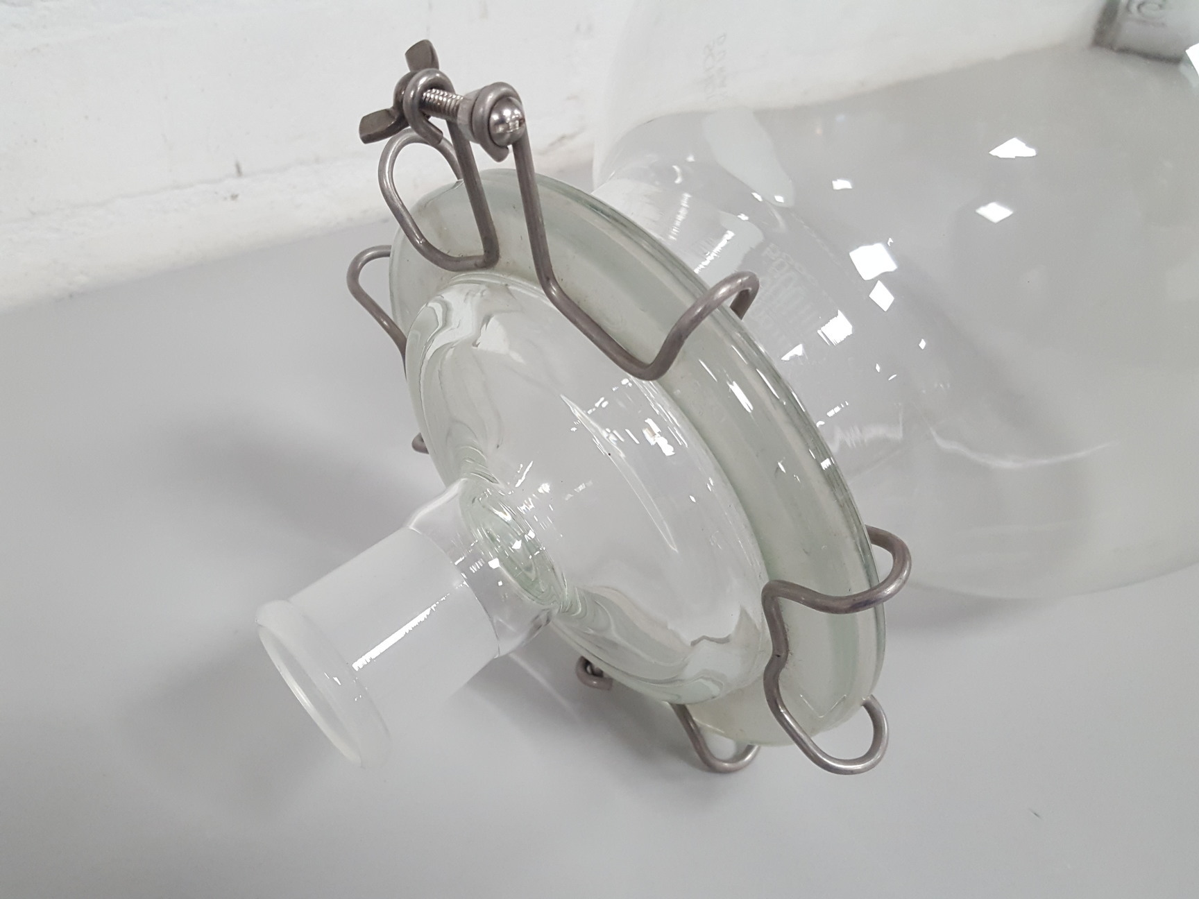 Image of Schott Duran 500ml Round Bottomed Boiling Flask Lab Rotary Evaporator
