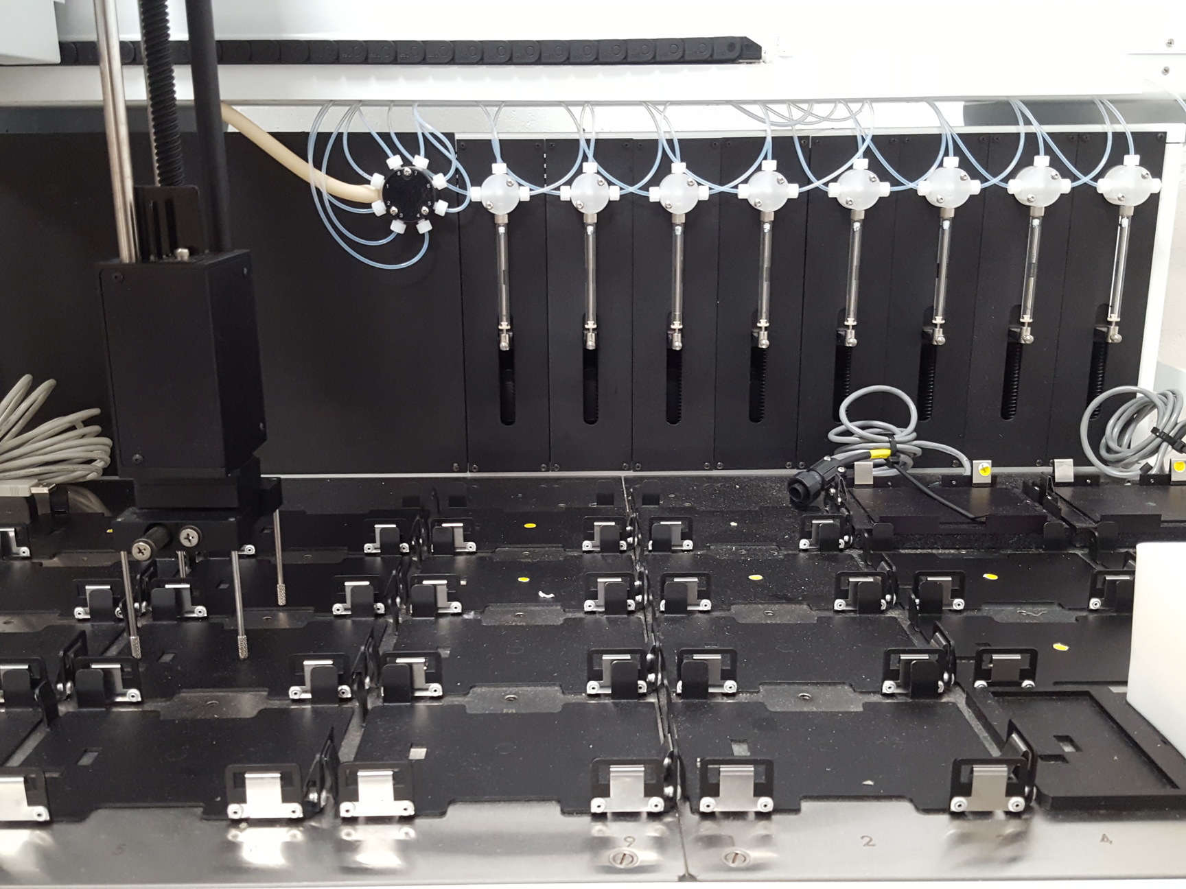 Image of Perkin Elmer Janus Automated Workstation, Liquid Handling 8-Tip Gripper + PC Lab