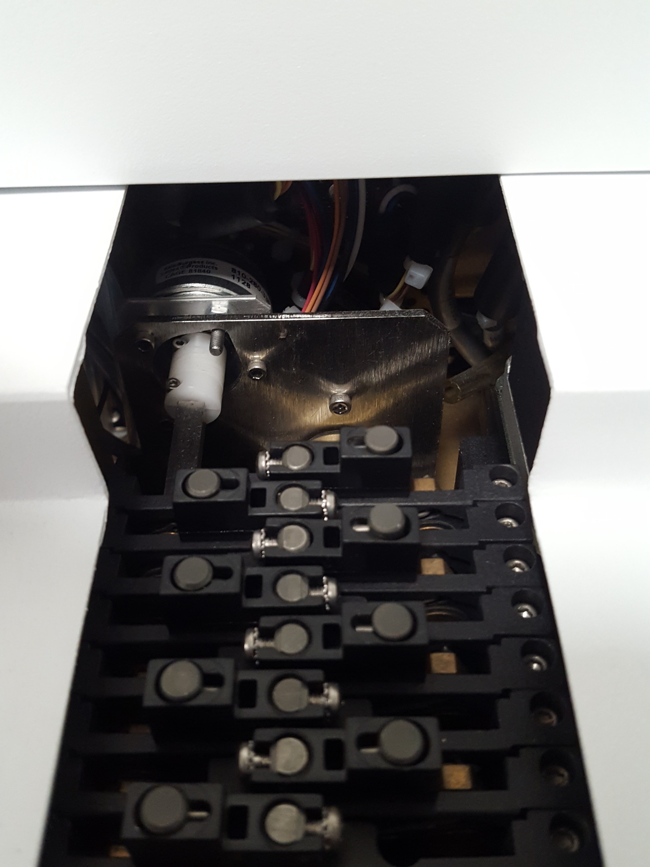 Image of Perkin Elmer Janus Automated Workstation, Liquid Handling 8-Tip Gripper + PC Lab
