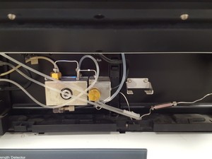 Thumbnail image of Dionex UltiMate 3000 HPLC UHPLC VWD-3100 Detector, Isocratic Pump ISO-3100SD Lab