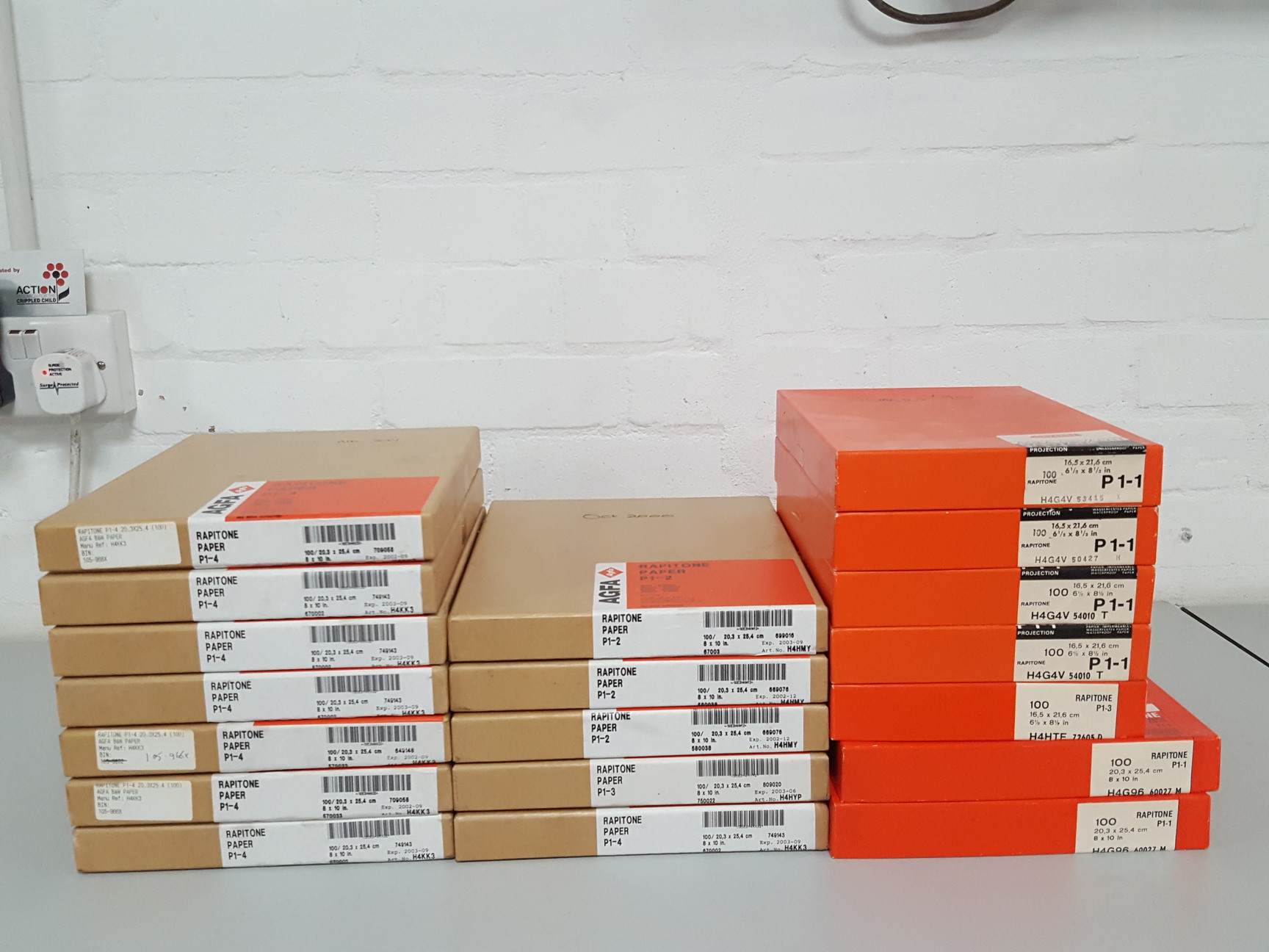 Image of 19x AGFA Rapitone Paper P1-4 H4KK3, P1-2 H4HMY, P1-3 H4HYP H4G4V P1-1 Lab