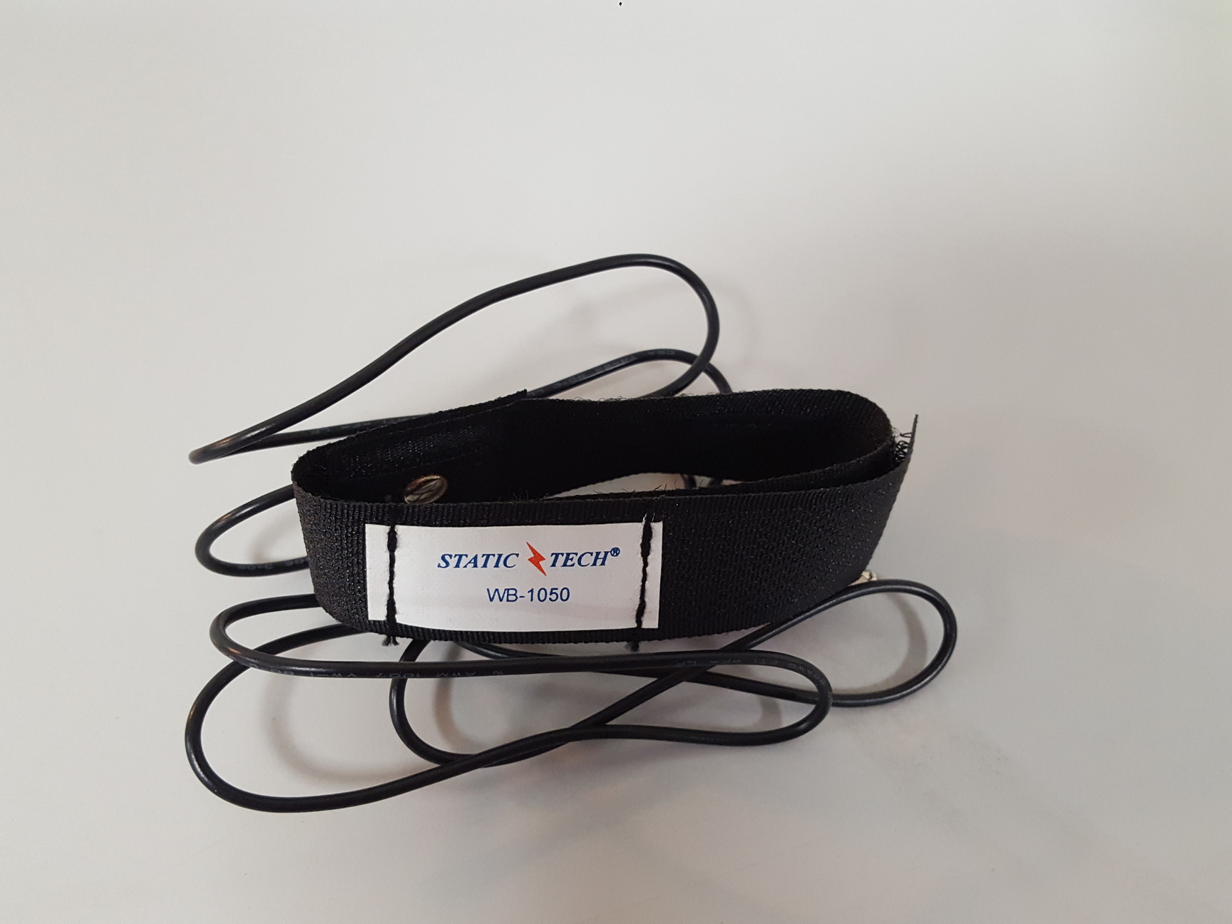 Image of Varian AA240FS Atomic Absorption Spectrophotometer With 2x Other Equipment