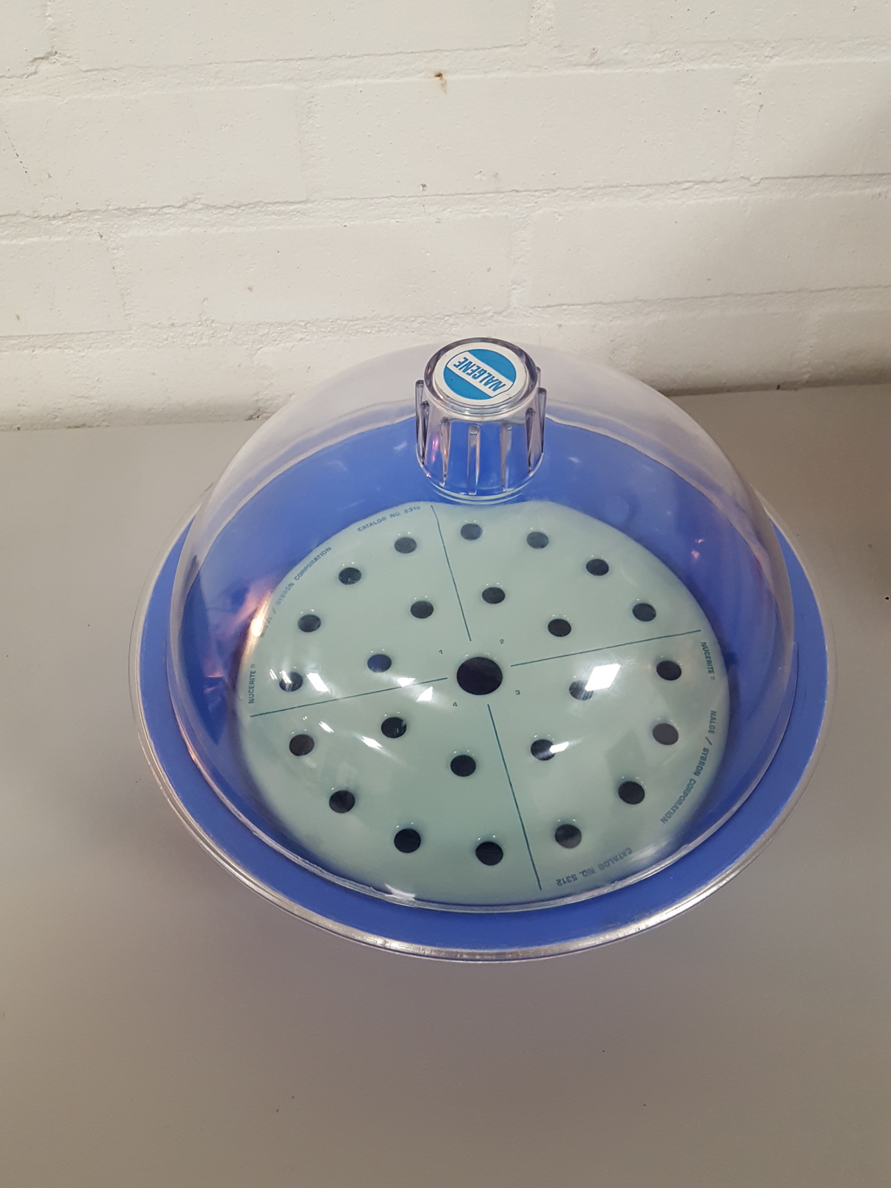 Image of Nalgene Nucertie Desiccator Cat #5312 Lab Glass Drying