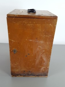 Thumbnail image of 8 x Vintage 1960s/70s Wooden Microscope Boxes Lab