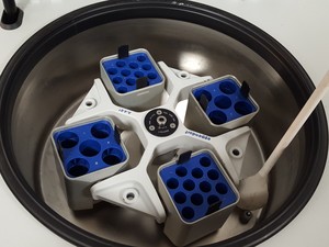 Thumbnail image of Eppendorf 5810 R Benchtop Centrifuge + A-4-81 Rotor Lab