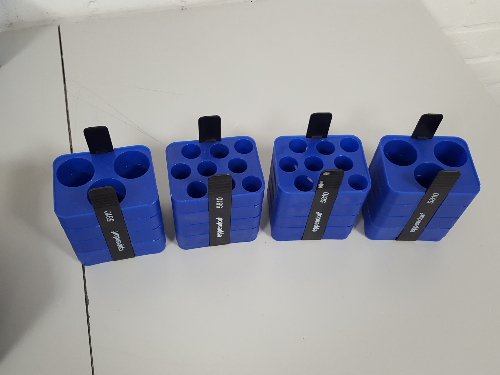 Image of Eppendorf 5810 R Benchtop Centrifuge + A-4-81 Rotor Lab
