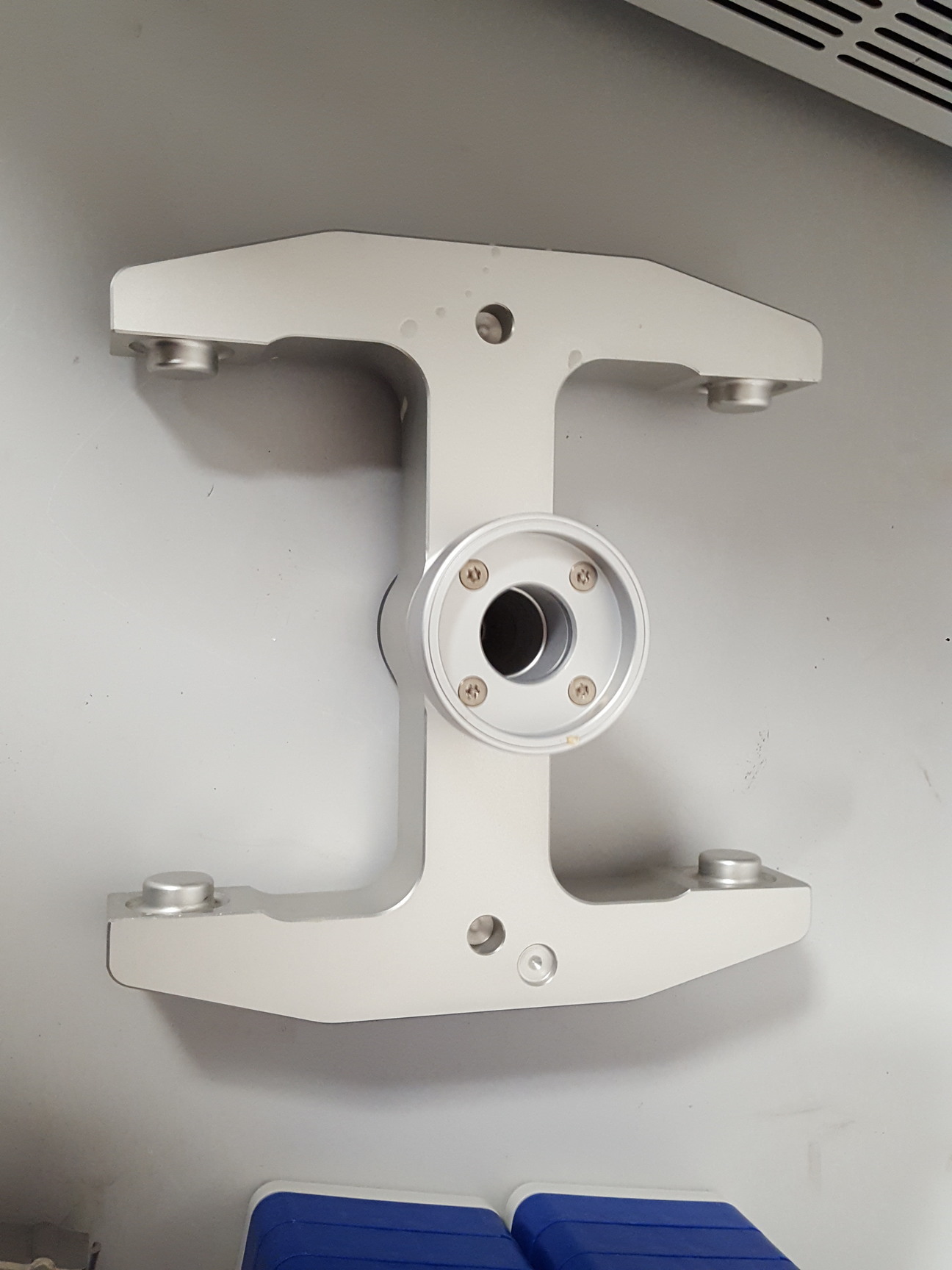Image of Eppendorf 5810 R Benchtop Centrifuge + A-4-81 Rotor Lab