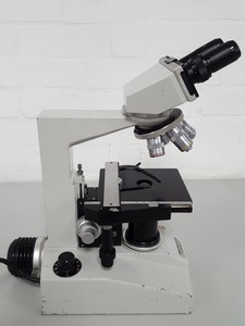 Thumbnail image of Vickers Binocular Microscope + 4x Objectives DIN 40/0.65, OIL 100/1.25, 10/0.25,