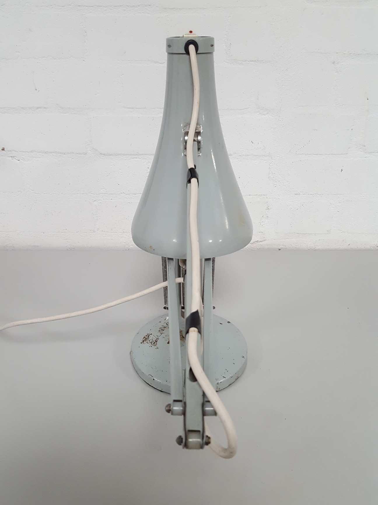 Image of Faulty Anglepoise Flexible-Arm Desk Lamp (Spares or Repair) Upcycle