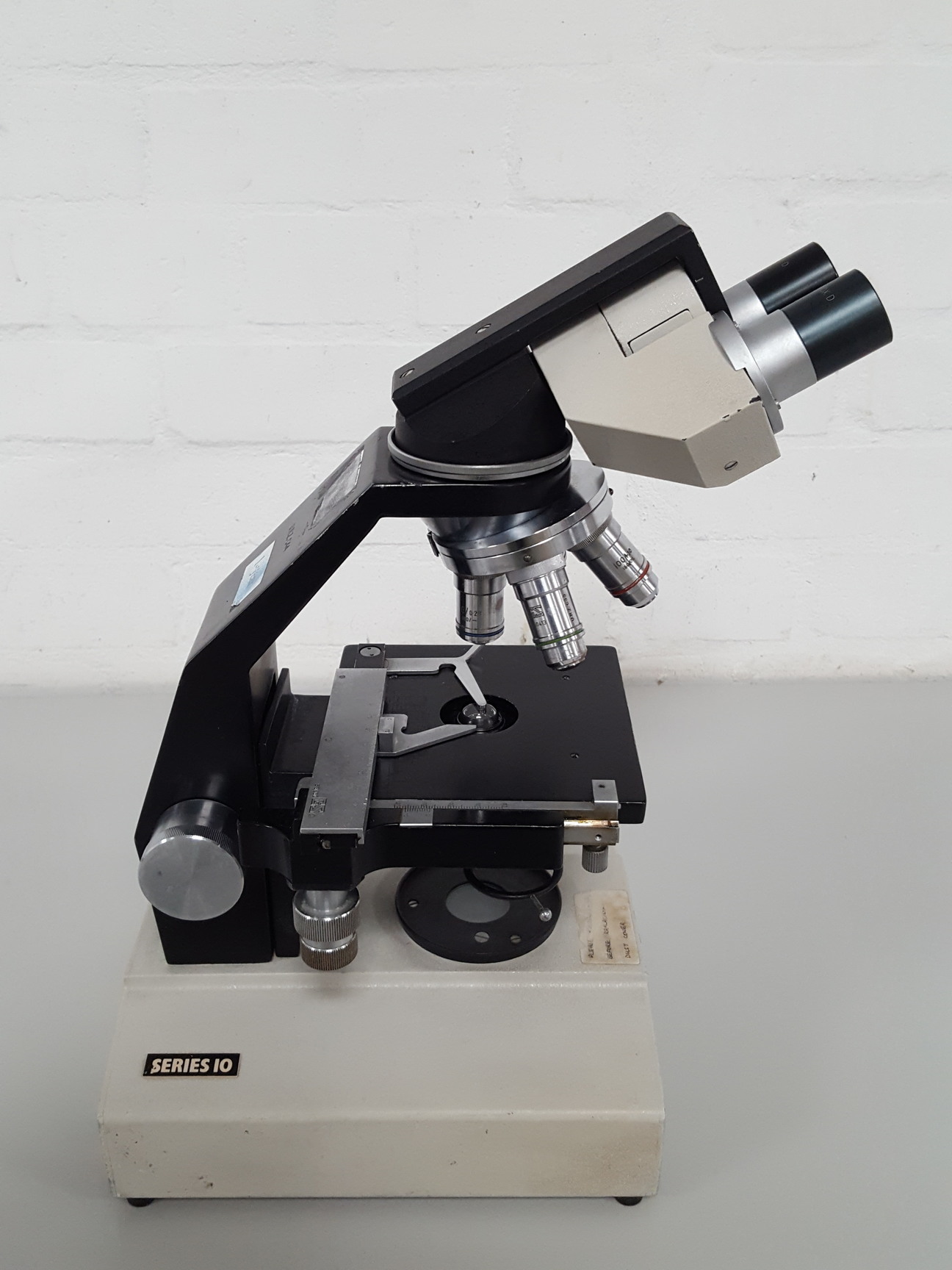 Image of GS Series 10 Binocular Microscope + 4x Objectives 100/1.30, 10/0.28, Lab