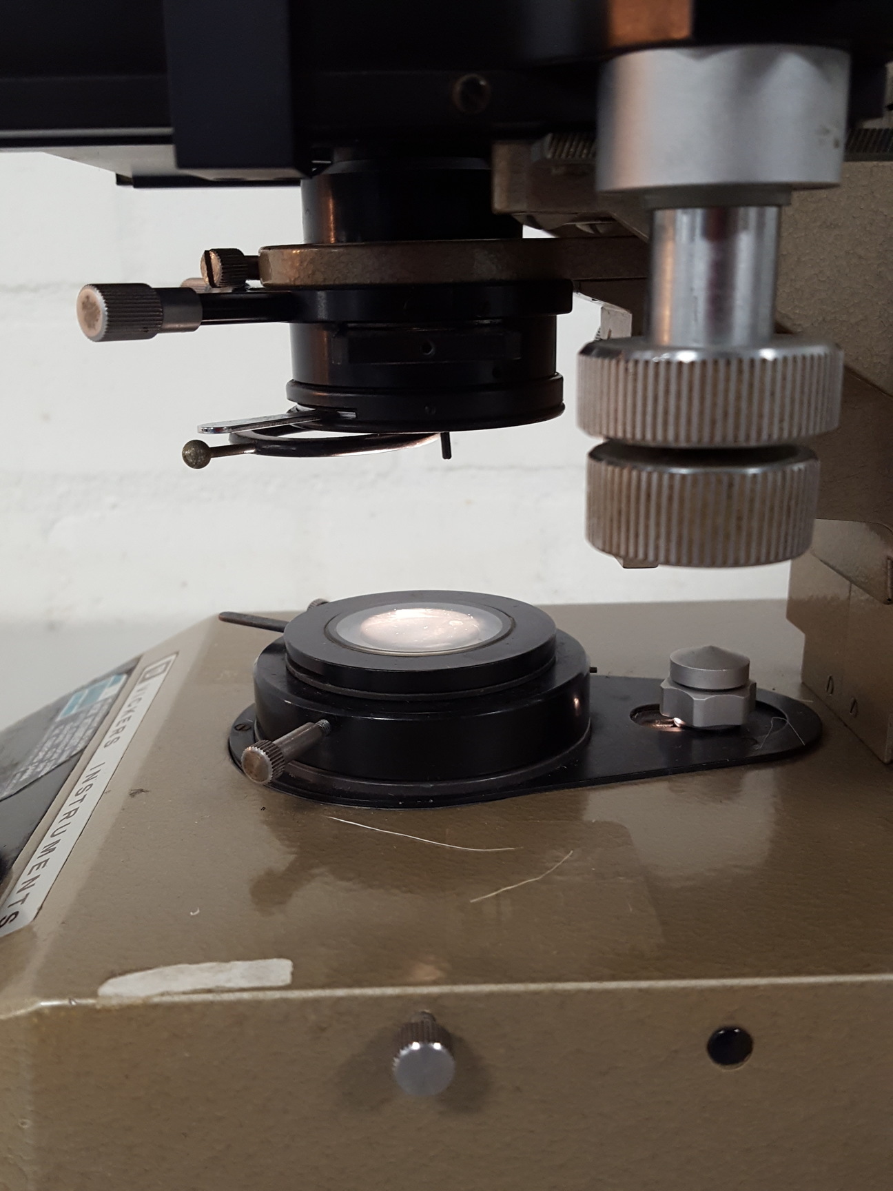 Image of Vickers M15 Binocular Microscope +3x Objectives 40/0.75 PH2, 100/1.3 OIL 10/0.25